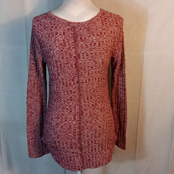 Women's Red Knit Top - Picture 3 of 5